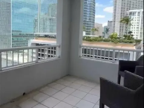 170 SE 14 Street Miami FL 33131