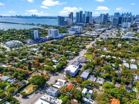 177 NE 47th Street Miami FL 33137