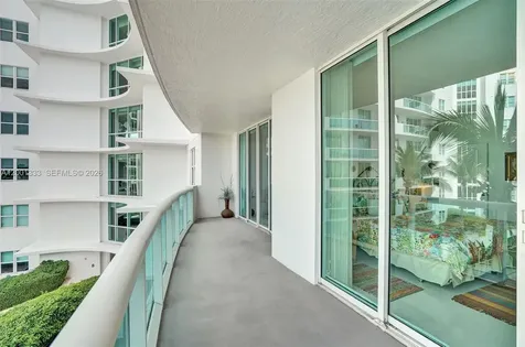 7900 Harbor Island Drive North Bay Village FL 33141