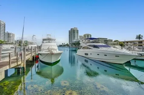 7900 Harbor Island Drive North Bay Village FL 33141