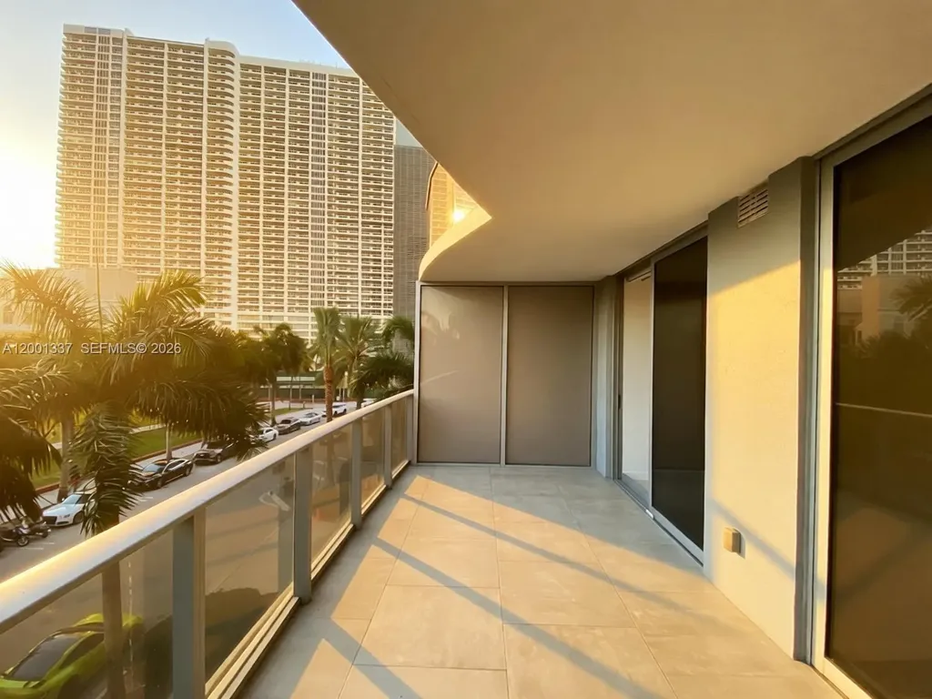 488 NE 18th Street Miami FL 33132