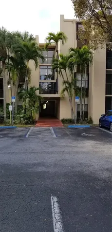 14201 N Kendall Drive Miami FL 33186