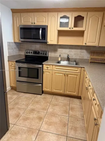 100 Edgewater Drive Coral Gables FL 33133