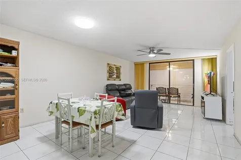 1001 Colony Point Circle Pembroke Pines FL 33026