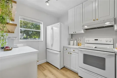 1501 S Ocean Boulevard Lauderdale By The Sea FL 33062