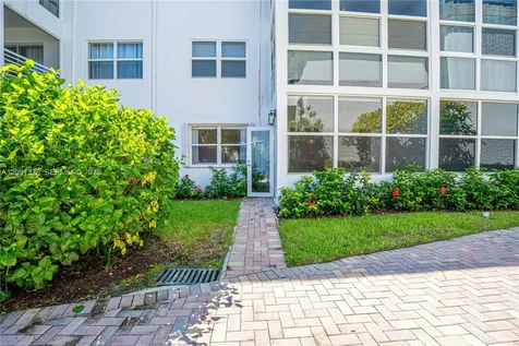1501 S Ocean Boulevard Lauderdale By The Sea FL 33062