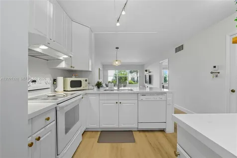 1501 S Ocean Boulevard Lauderdale By The Sea FL 33062