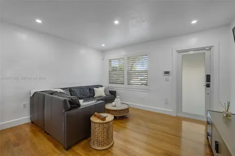 6382 SW 38th Street Miami FL 33155