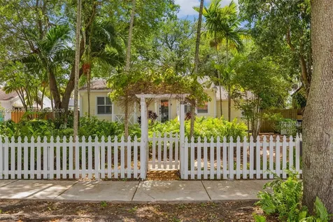6382 SW 38th Street Miami FL 33155