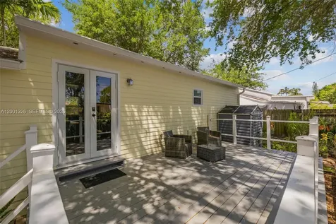 6382 SW 38th Street Miami FL 33155