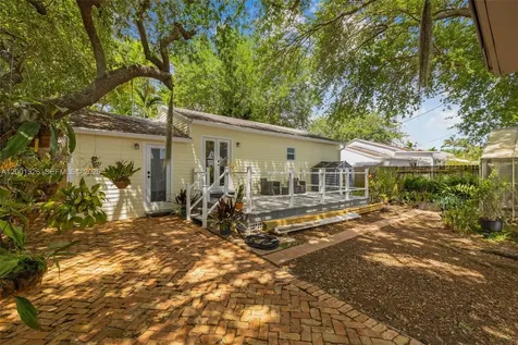 6382 SW 38th Street Miami FL 33155