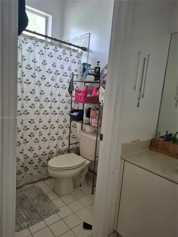 921 NE 42nd Place Homestead FL 33033