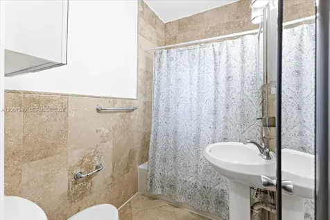 1561 Lenox Avenue Miami Beach FL 33139