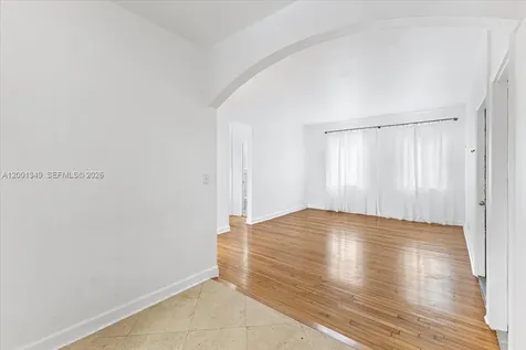 1561 Lenox Avenue Miami Beach FL 33139