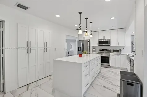 9280 SW 55th Court Cooper City FL 33328