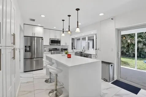 9280 SW 55th Court Cooper City FL 33328