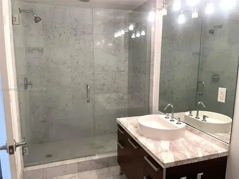 253 NE 2nd Street Miami FL 33132