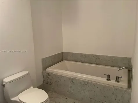 253 NE 2nd Street Miami FL 33132