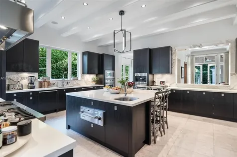 9741 W Suburban Drive Pinecrest FL 33156