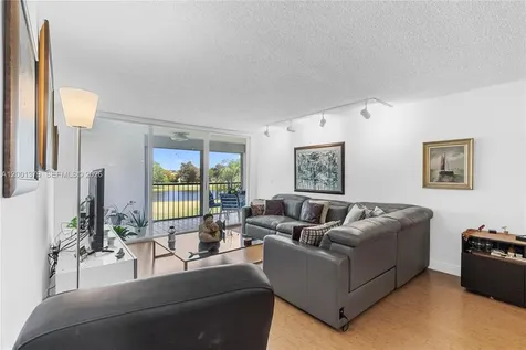 16251 Golf Club Road Weston FL 33326