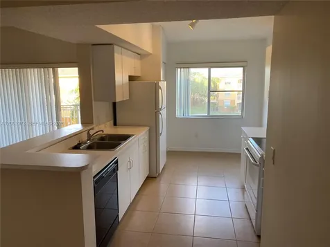 9645 NW 1st Court Pembroke Pines FL 33024