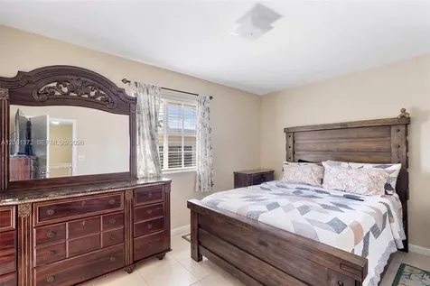 2186 NE 167th Street North Miami Beach FL 33162