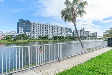 2186 NE 167th Street North Miami Beach FL 33162