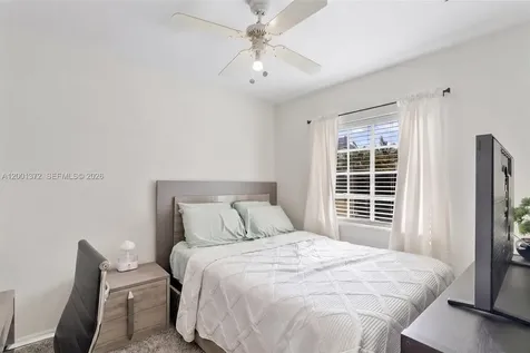 2186 NE 167th Street North Miami Beach FL 33162