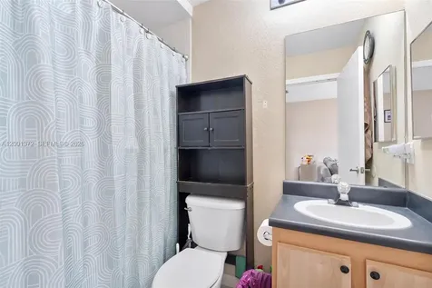 2186 NE 167th Street North Miami Beach FL 33162