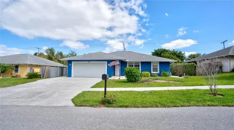 1067 Julia Heights Drive Lantana FL 33462