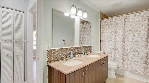 1067 Julia Heights Drive Lantana FL 33462