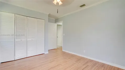 1067 Julia Heights Drive Lantana FL 33462