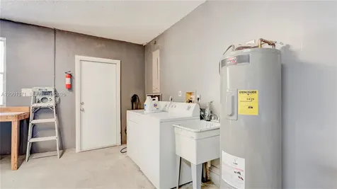 1067 Julia Heights Drive Lantana FL 33462