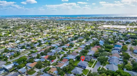 1067 Julia Heights Drive Lantana FL 33462