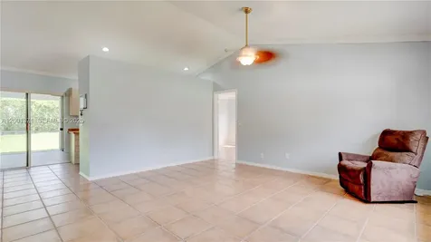 1067 Julia Heights Drive Lantana FL 33462