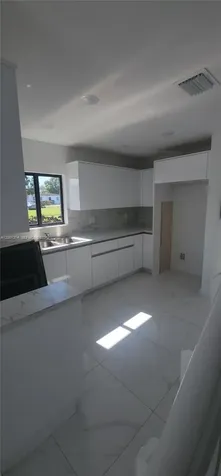 7738 NW 15 Avenue Miami FL 33147