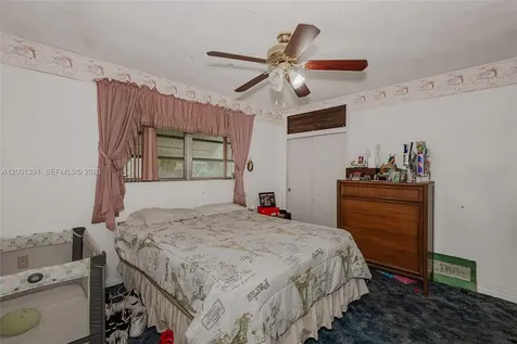401 NW 93rd Avenue Pembroke Pines FL 33024