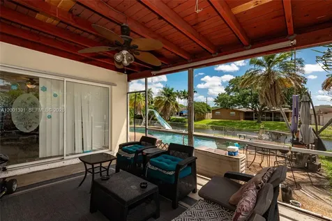 401 NW 93rd Avenue Pembroke Pines FL 33024
