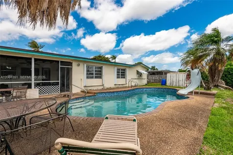 401 NW 93rd Avenue Pembroke Pines FL 33024
