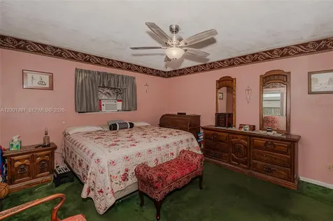 401 NW 93rd Avenue Pembroke Pines FL 33024