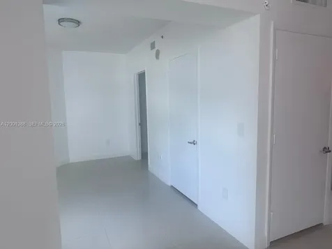350 S Miami Avenue Miami FL 33130