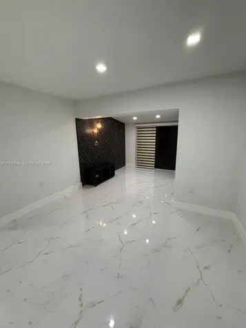 10460 SW 26th Terrace Miami FL 33165