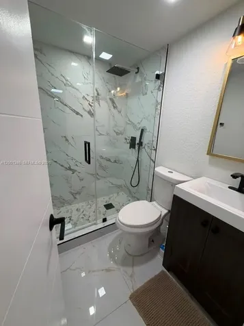 10460 SW 26th Terrace Miami FL 33165