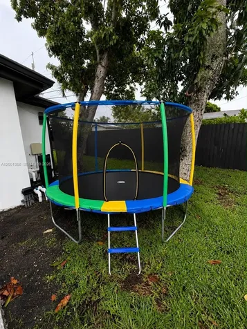10460 SW 26th Terrace Miami FL 33165