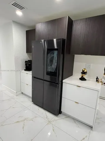 10460 SW 26th Terrace Miami FL 33165