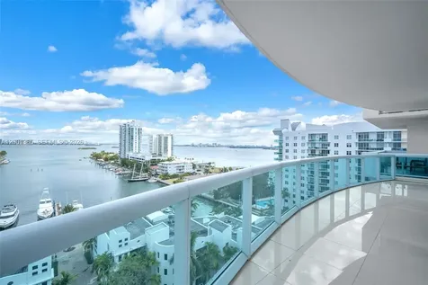 7900 Harbor Island Drive North Bay Village FL 33141