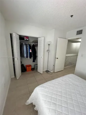 171 Riviera Circle Weston FL 33326