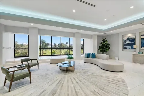 20335 W Country Club Drive Aventura FL 33180