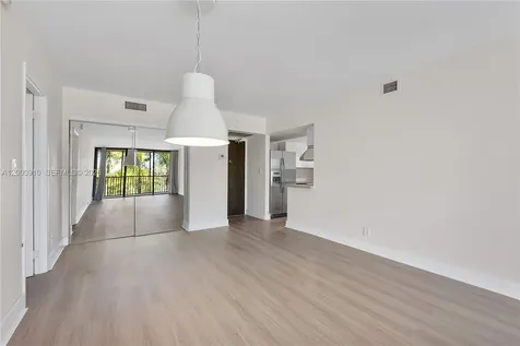 20335 W Country Club Drive Aventura FL 33180