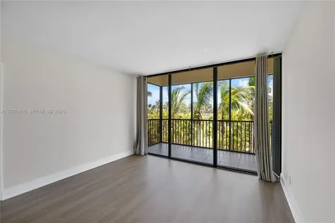 20335 W Country Club Drive Aventura FL 33180
